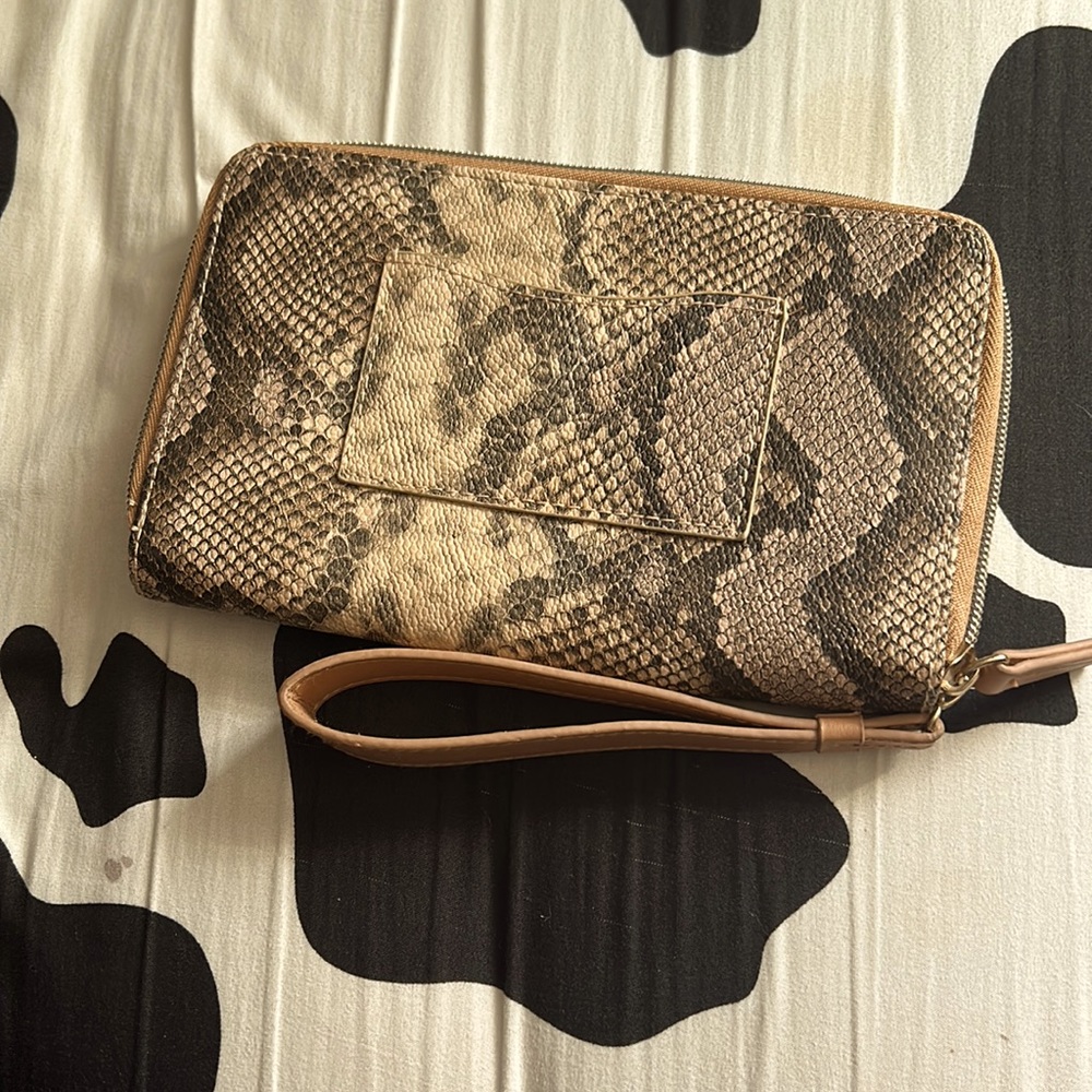 A wallet that got at Walmart it’s snake skin.
